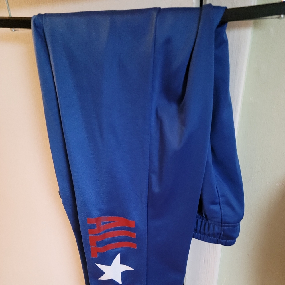 NWOT Kids Converse All Stars silky Jeggings